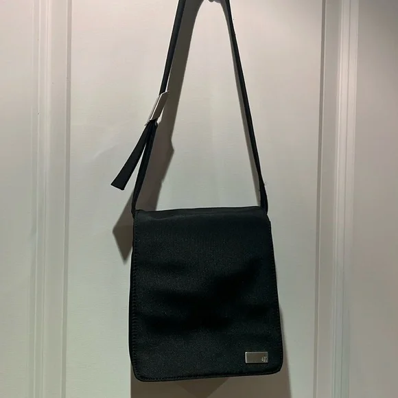 Calvin Klein Black Canvas hand bag - Picture 3 of 15